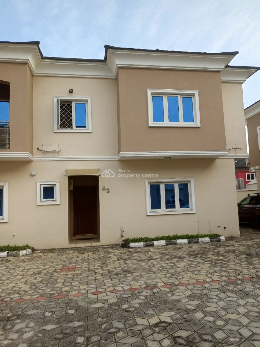 Serviced 4bedroom Terrace with Bq Pool, Serviced Estate, Agungi, Lekki, Lagos, Terraced Duplex for Rent