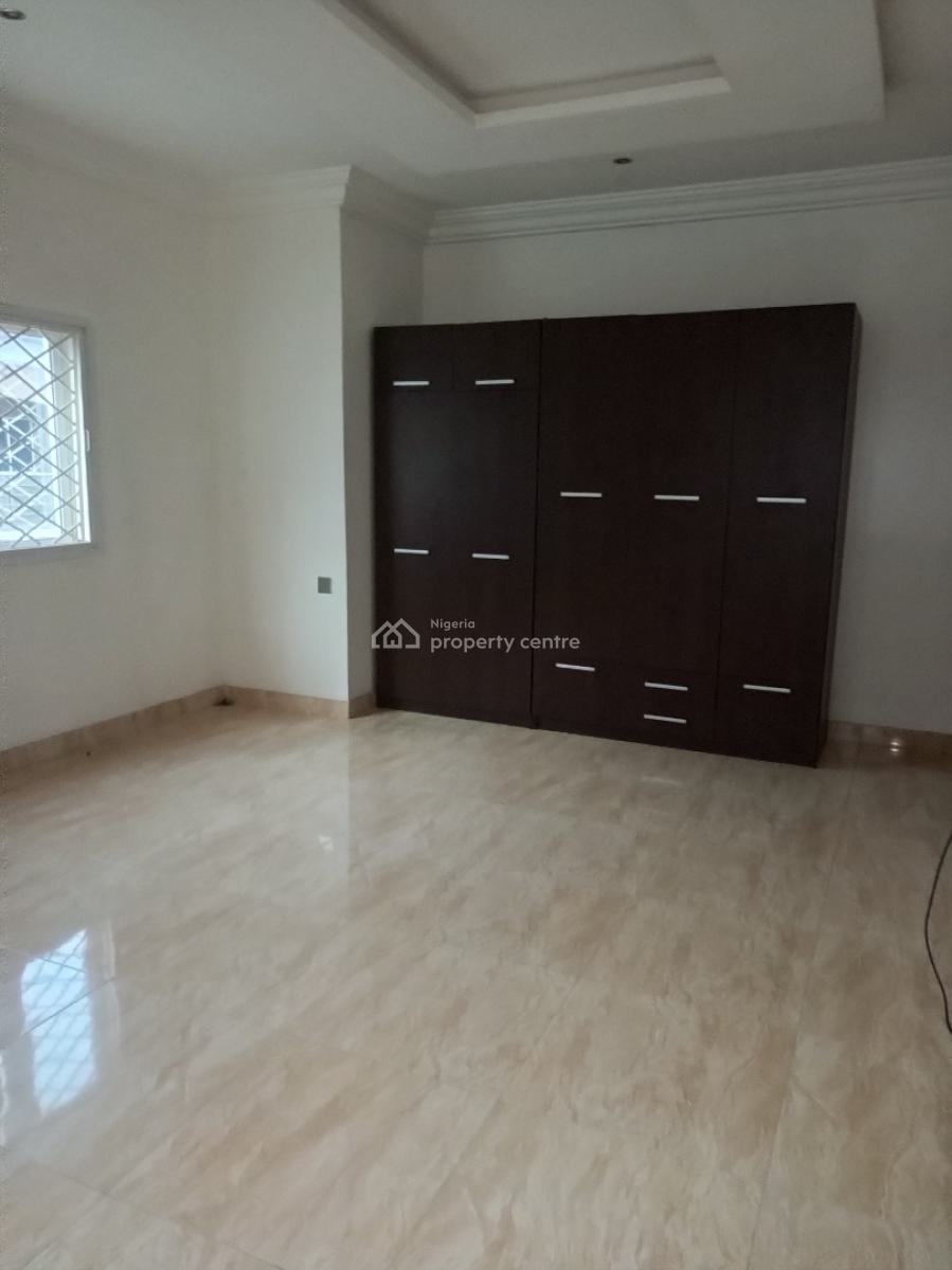 Serviced 4bedroom Terrace with Bq Pool, Serviced Estate, Agungi, Lekki, Lagos, Terraced Duplex for Rent