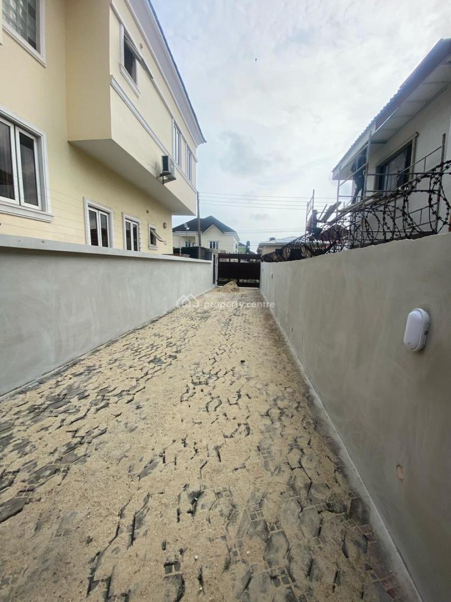 Massive 5 Bedroom Detached Duplex with Bq, Ikota, Lekki, Lagos, Detached Duplex for Rent