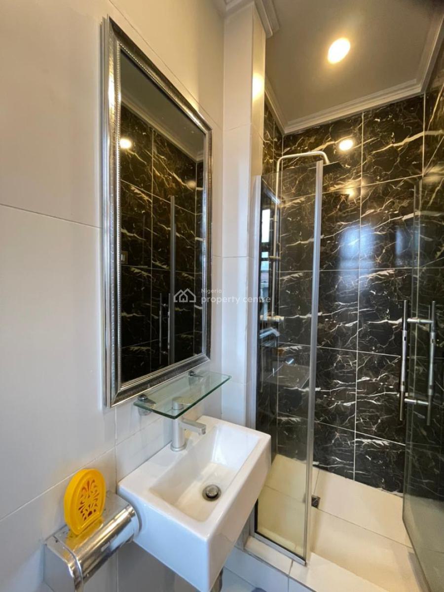 Furnished 2 Bedroom Flat for Super Distress, Ikate Lekki, Ikate, Lekki, Lagos, Block of Flats for Sale