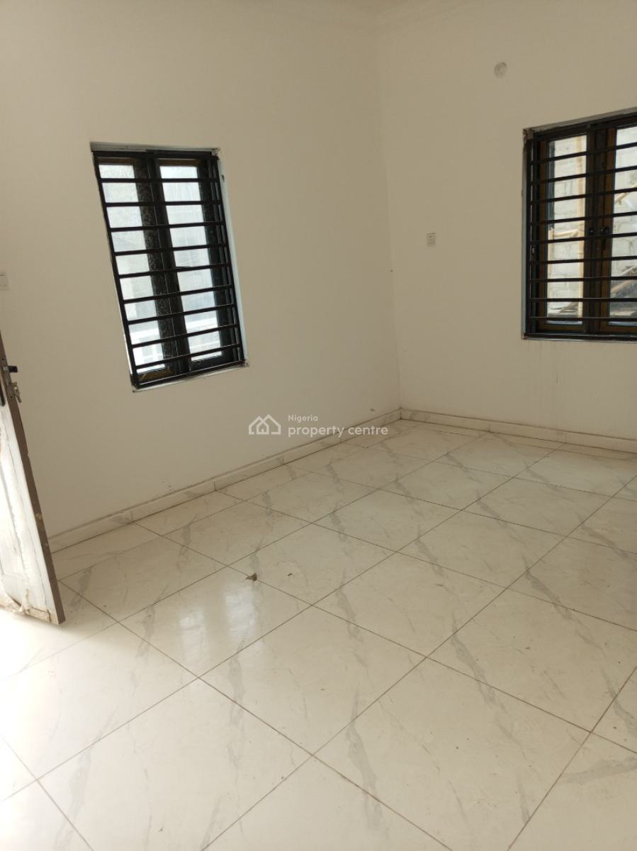 New 3bedroom Ensuite on First Floor, Ikate, Lekki, Lagos, Flat / Apartment for Rent