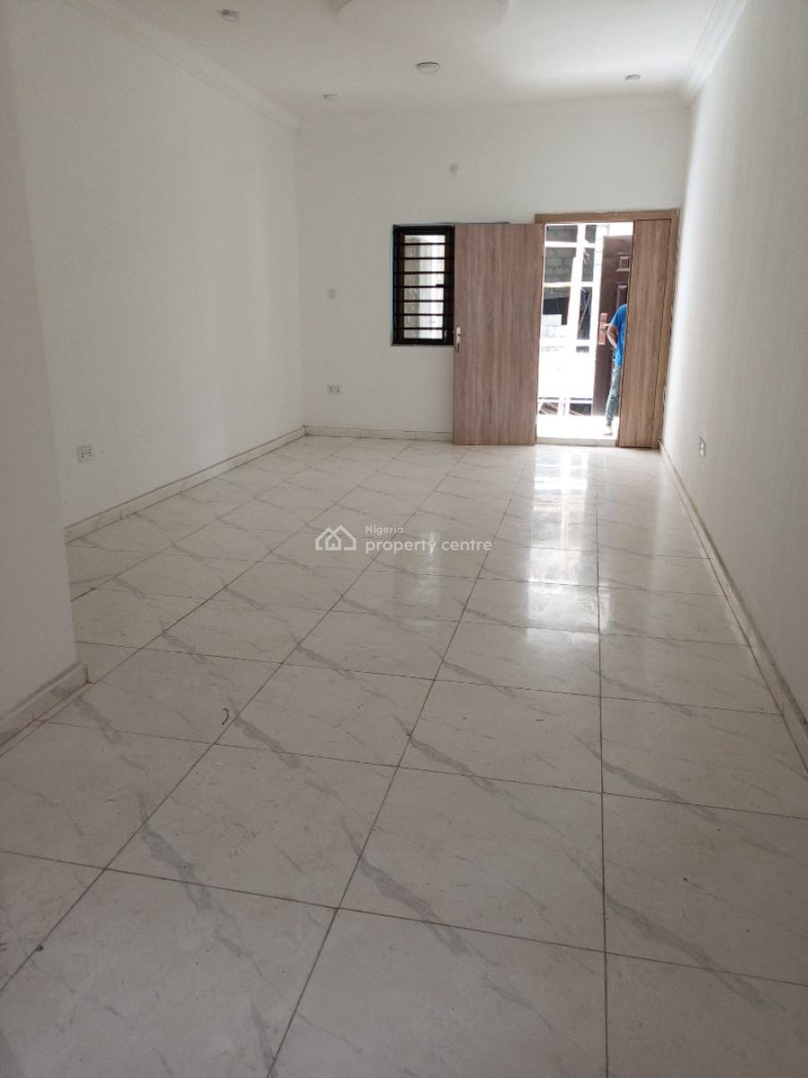 New 3bedroom Ensuite on First Floor, Ikate, Lekki, Lagos, Flat / Apartment for Rent