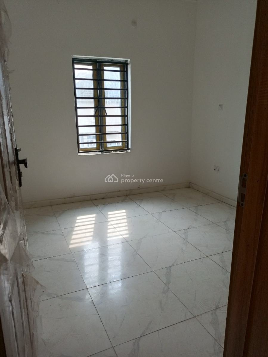 New 3bedroom Ensuite on First Floor, Ikate, Lekki, Lagos, Flat / Apartment for Rent