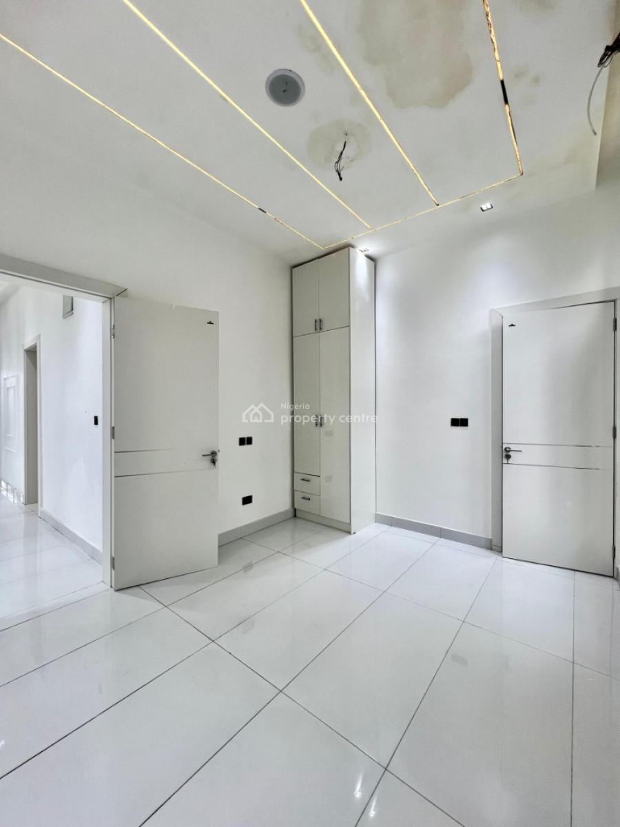 Aesthetically Pleasing 5 Bedroom Detached Duplex with Swimming Pool, Upscale 5 Bedroom Family Home Within an Estate, Chevron, Lekki, Lagos, Detached Duplex for Sale