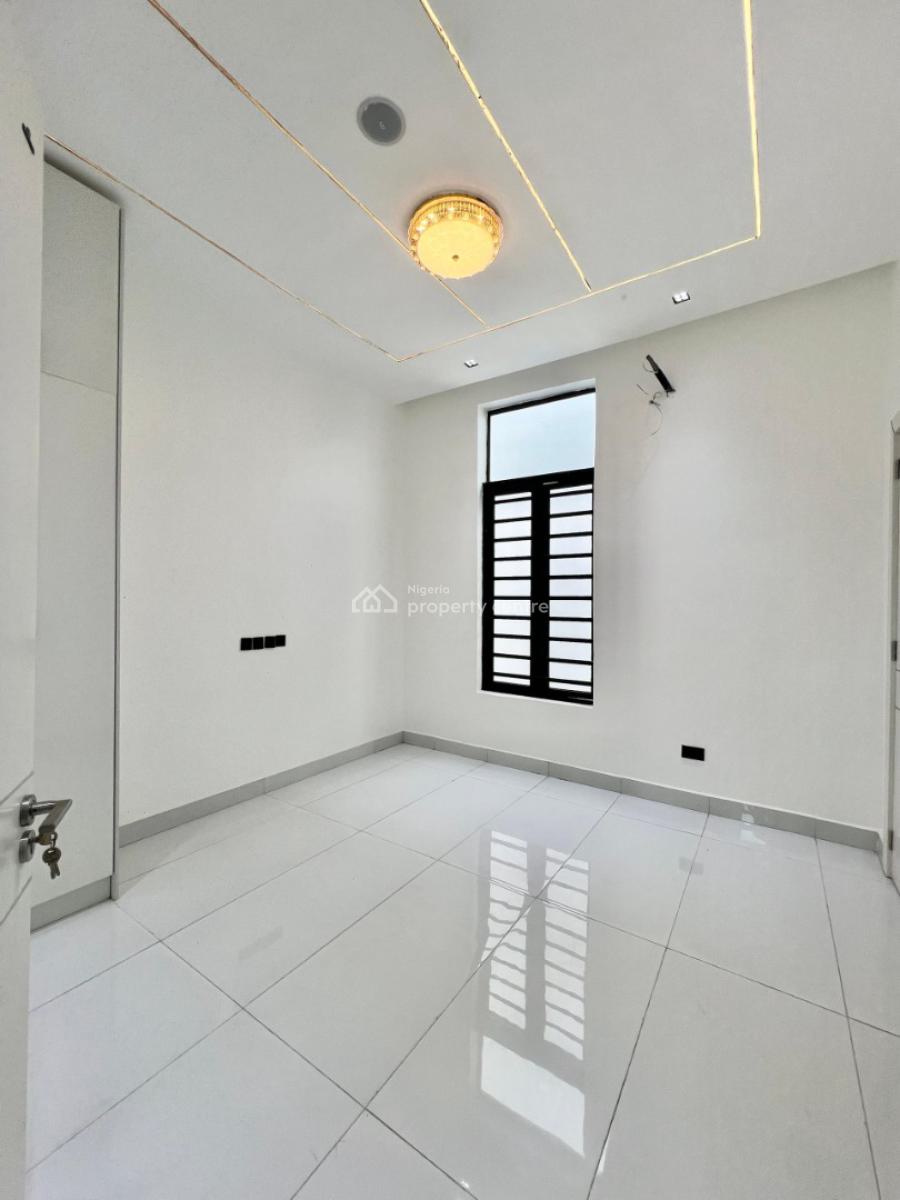 Aesthetically Pleasing 5 Bedroom Detached Duplex with Swimming Pool, Upscale 5 Bedroom Family Home Within an Estate, Chevron, Lekki, Lagos, Detached Duplex for Sale