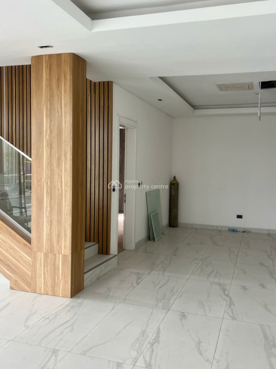 Luxury 4bedroom Maisonette in a Serene Environment with Gym and Pool, Banana Island, Ikoyi, Lagos, Terraced Duplex for Rent