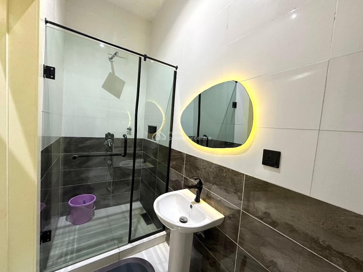 Luxury 4 Bedroom Self Compound Duplex with Smart Lock,ps5 and Bathtub, Palm City, Ajah, Lagos, Flat / Apartment Short Let