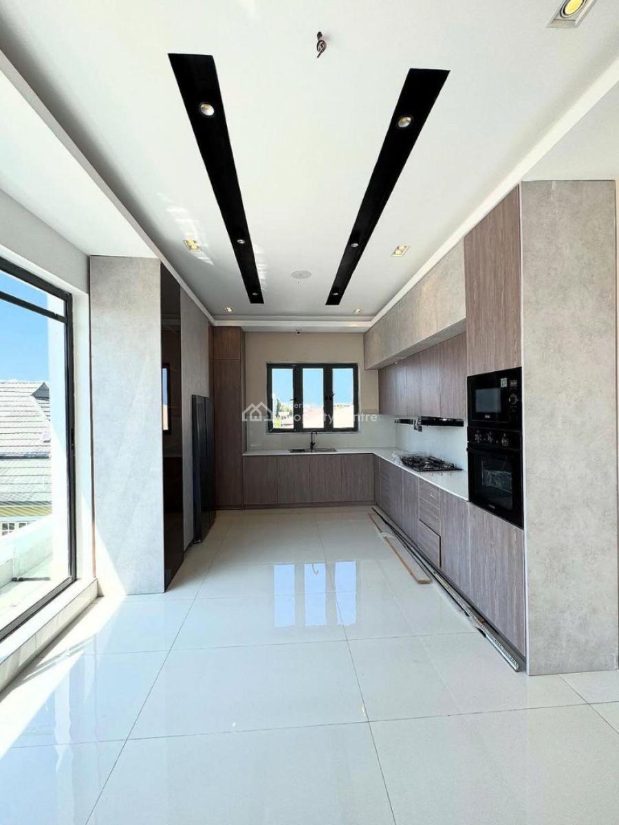Luxury 4 Bedroom Apartment Giveaway Offer, Lekki Phase 1, Lekki, Lagos, Flat / Apartment for Rent