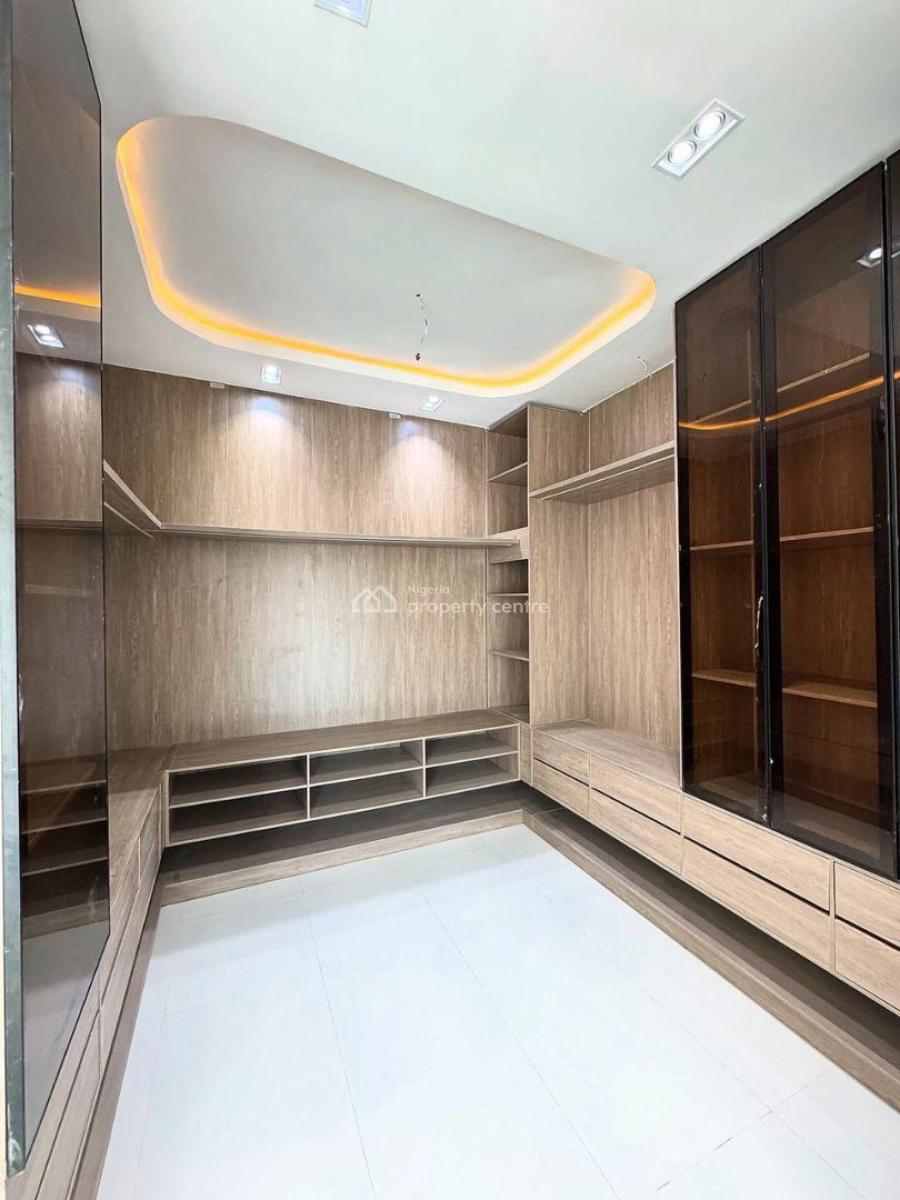 Luxury 4 Bedroom Apartment Giveaway Offer, Lekki Phase 1, Lekki, Lagos, Flat / Apartment for Rent