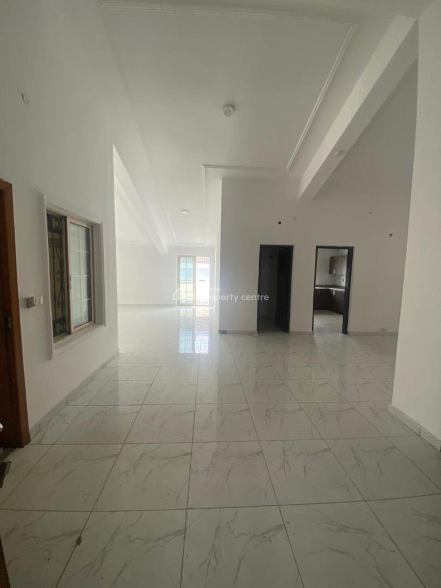 Newly Revamped Self Serviced 5 Bedroom Flat for Office Use in Lekki 1, Off Oladimeji Alao Street Lekki Phase 1, Lekki Phase 1, Lekki, Lagos, Flat / Apartment for Rent