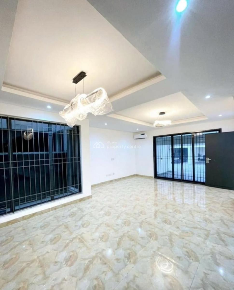 4, Lekki Phase 1, Lekki, Lagos, Terraced Duplex for Rent