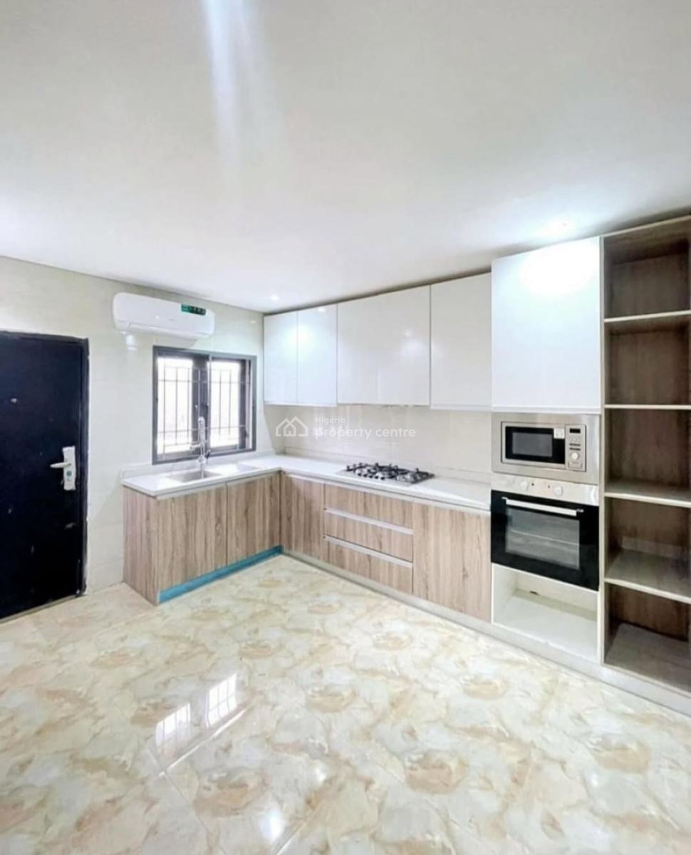 4, Lekki Phase 1, Lekki, Lagos, Terraced Duplex for Rent