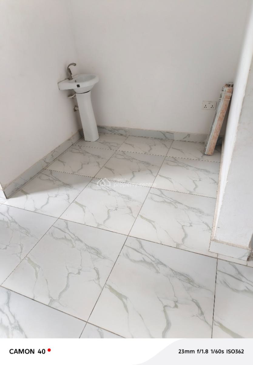 Luxury 2 Bedroom Flat Upstairs at Badore Ajah Lagos, Badore Ajah Lagos, Badore, Ajah, Lagos, Flat / Apartment for Rent