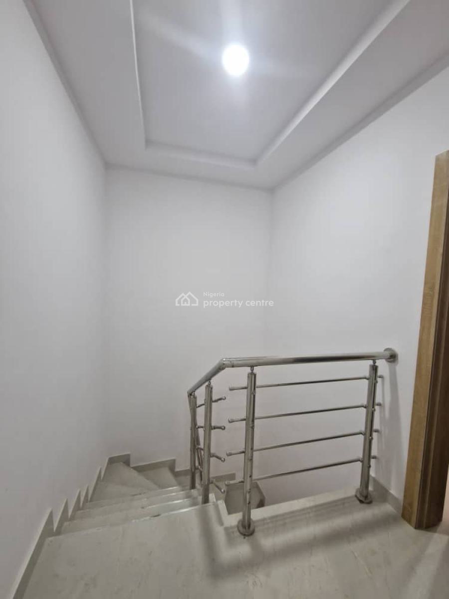 3 Bedroom Terrace Duplex, Awowolo Way Ikeja, Ikeja, Lagos, Terraced Duplex for Rent