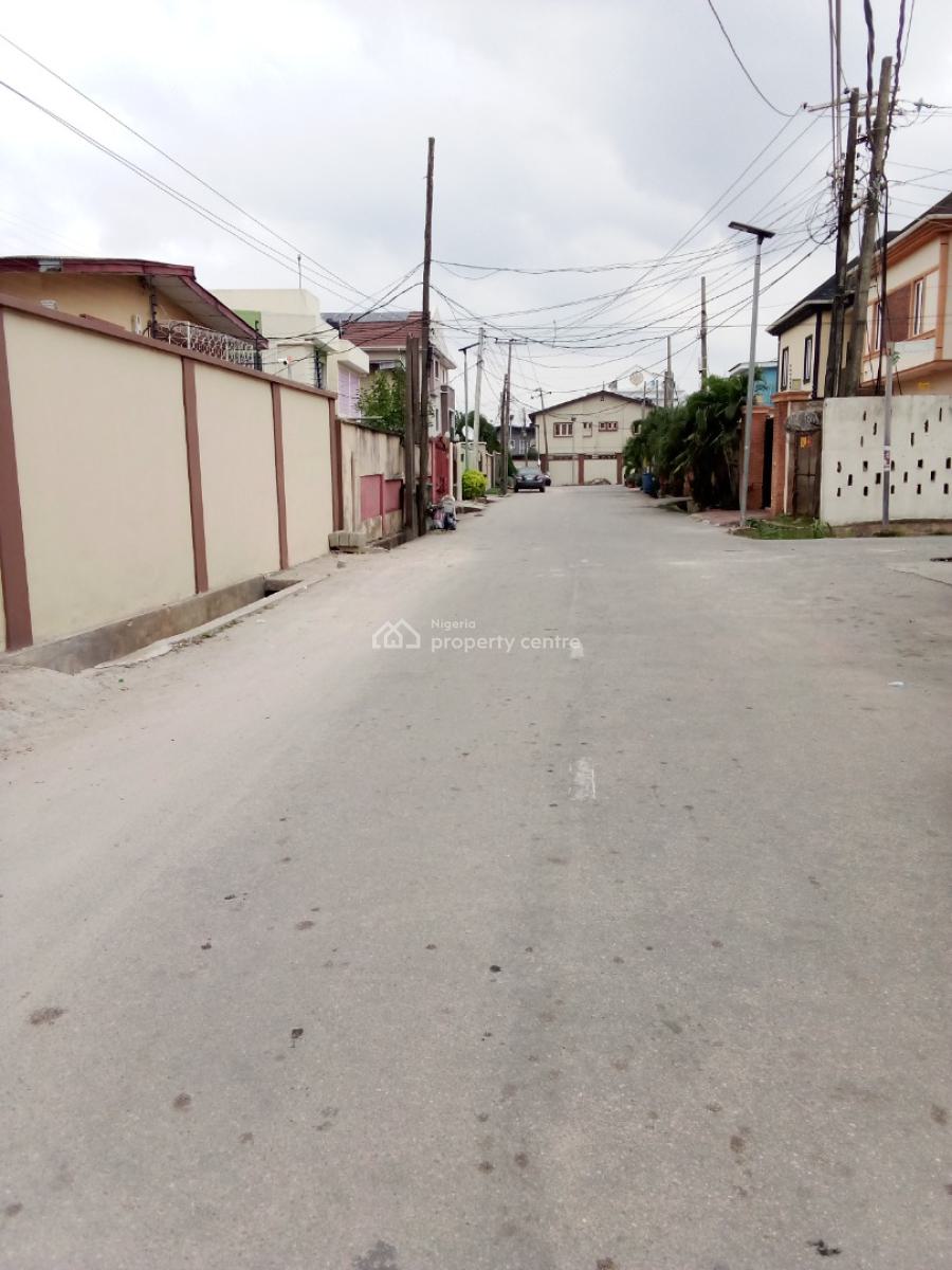 3 Bedroom Terrace Duplex, Awowolo Way Ikeja, Ikeja, Lagos, Terraced Duplex for Rent