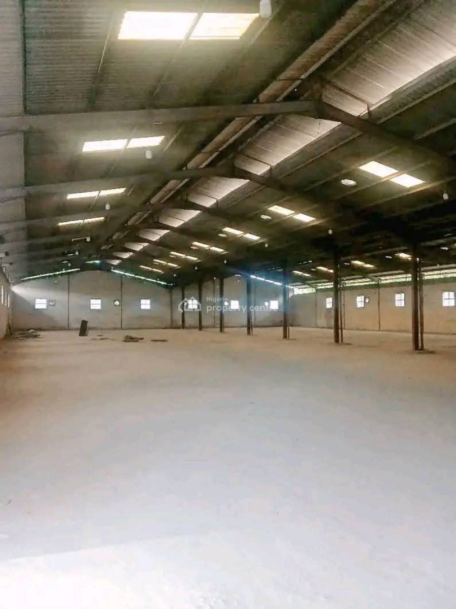 2305sqm Size Warehouses with Residential Flats and Offices for Staff W, Ikotun Egbe, Alimosho, Lagos, Warehouse for Rent