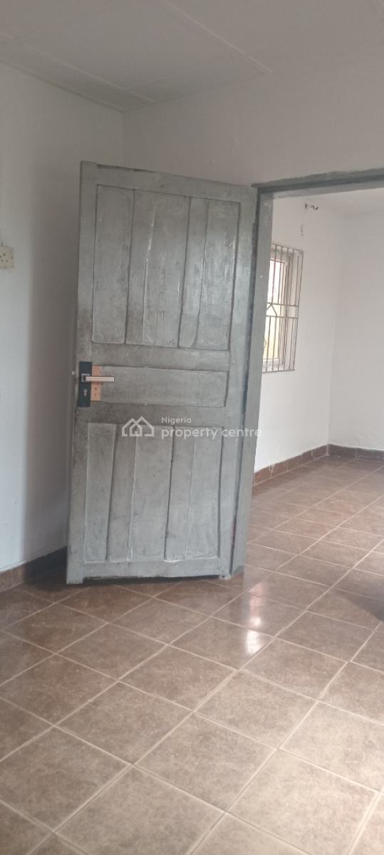 Now Available, Alaguntan Off Mobil Road Ilaje Ajah, Ilaje, Ajah, Lagos, Mini Flat (room and Parlour) for Rent
