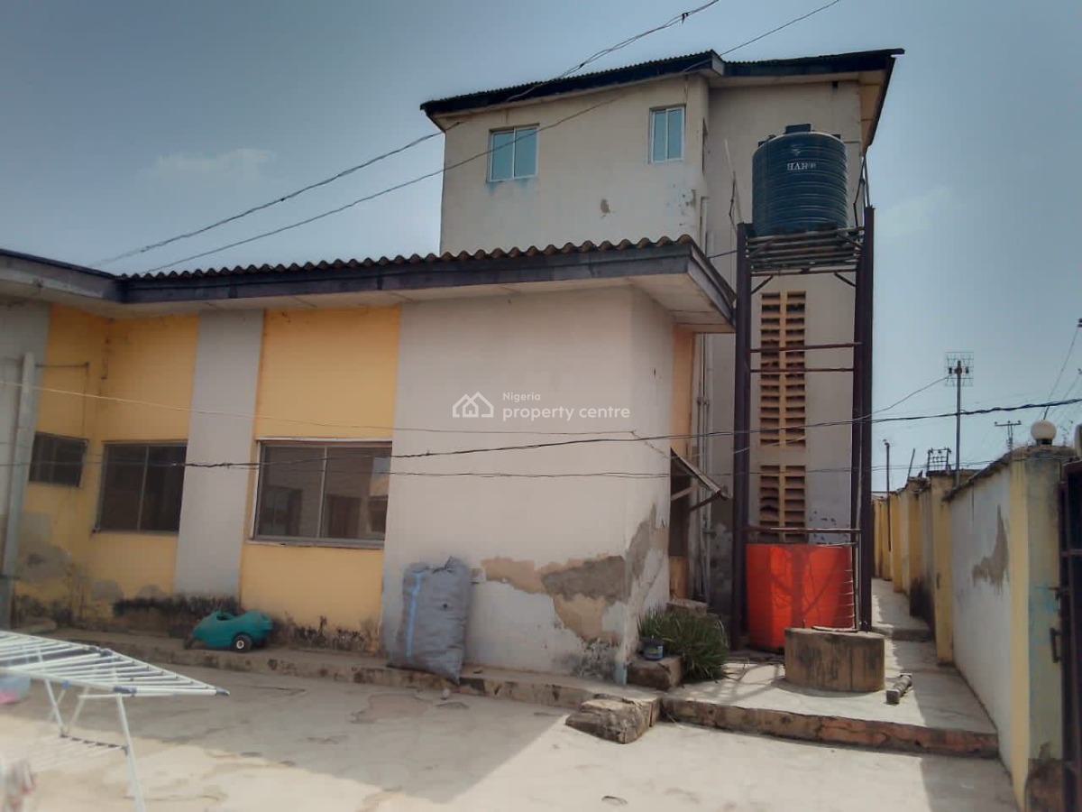 4 Flat of 3 Bedroom Each on a Corner Piece, Alegongo Estate, Akobo, Ibadan, Oyo, Block of Flats for Sale