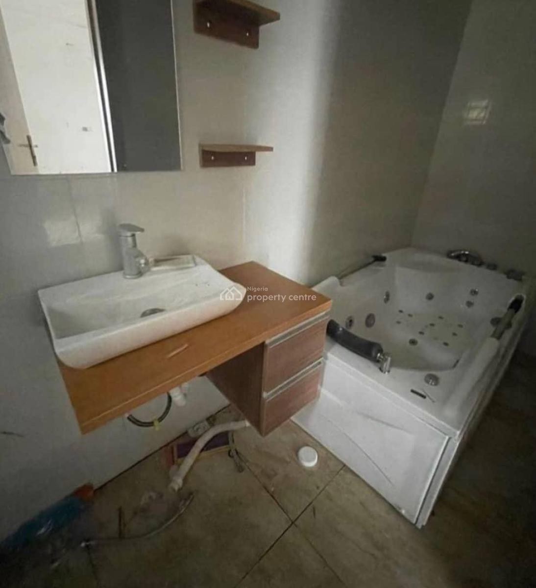4bedroom  Semi Detached Duplex, Orchid Road  Lagos, Lekki, Lagos, Semi-detached Duplex for Sale