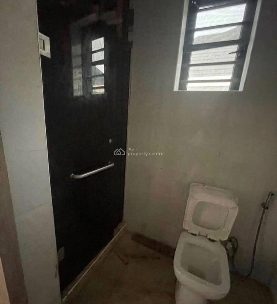 4bedroom  Semi Detached Duplex, Orchid Road  Lagos, Lekki, Lagos, Semi-detached Duplex for Sale