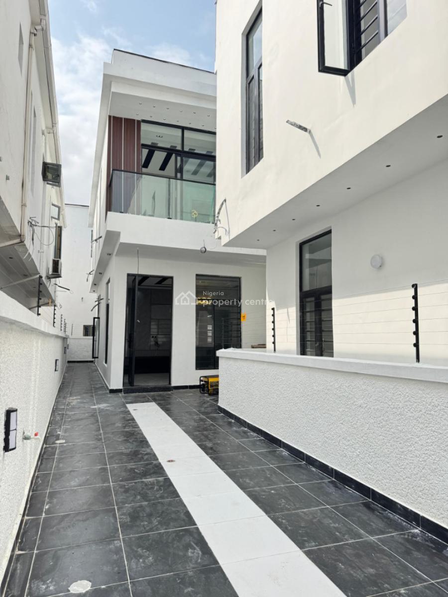 Sleek 4 Bedroom Semi-detached with a Bq Close to Business District, Ikota, Lekki, Lagos, Semi-detached Duplex for Sale