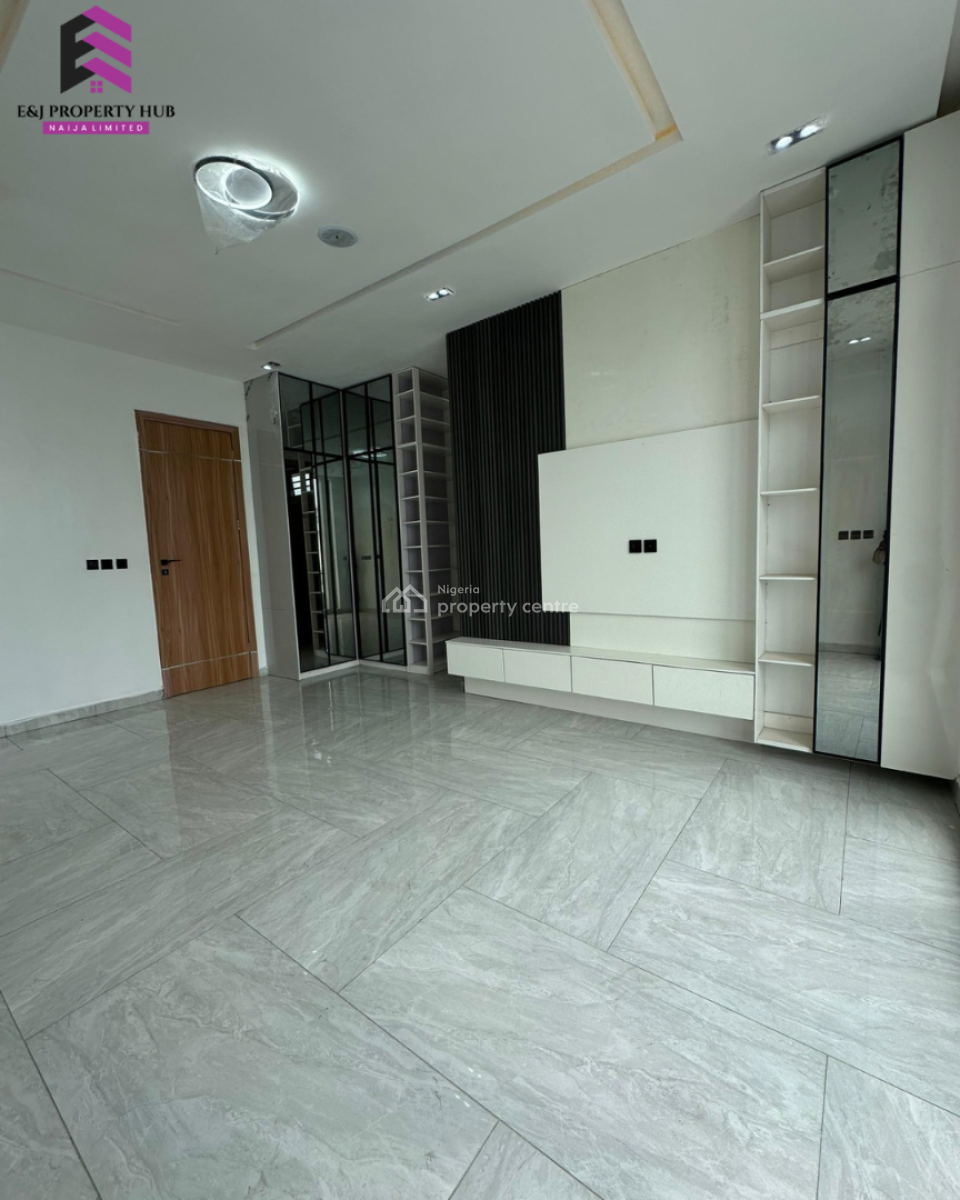 Well Built & Spacious 4 Bedroom Fully Detached Duplex with Bq, Orchid Road Lekki, Lekki, Lagos, Semi-detached Duplex for Sale