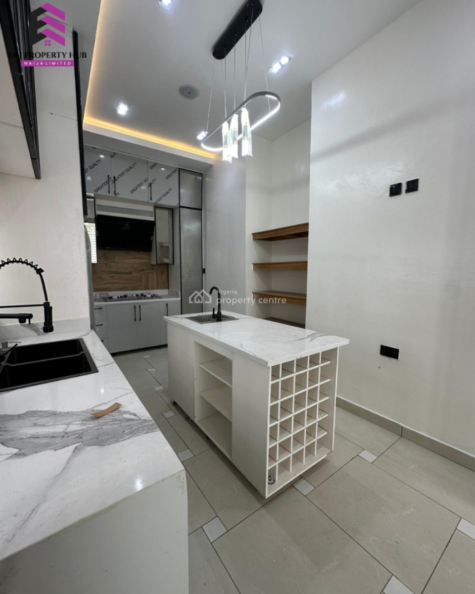 Well Built & Spacious 4 Bedroom Fully Detached Duplex with Bq, Orchid Road Lekki, Lekki, Lagos, Semi-detached Duplex for Sale