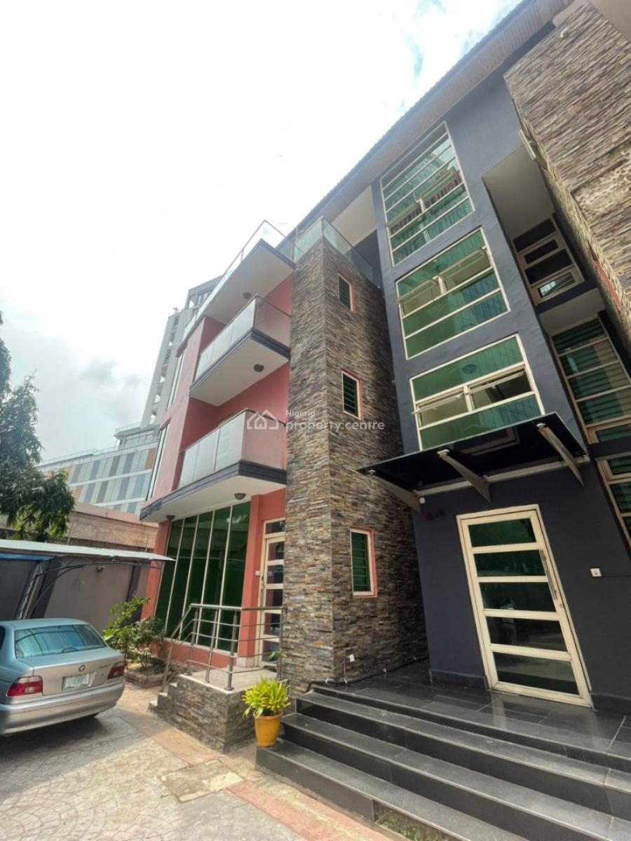 Luxurious 3 Bedroom Apartment with Bq, Ikoyi, Lagos, Flat / Apartment for Rent