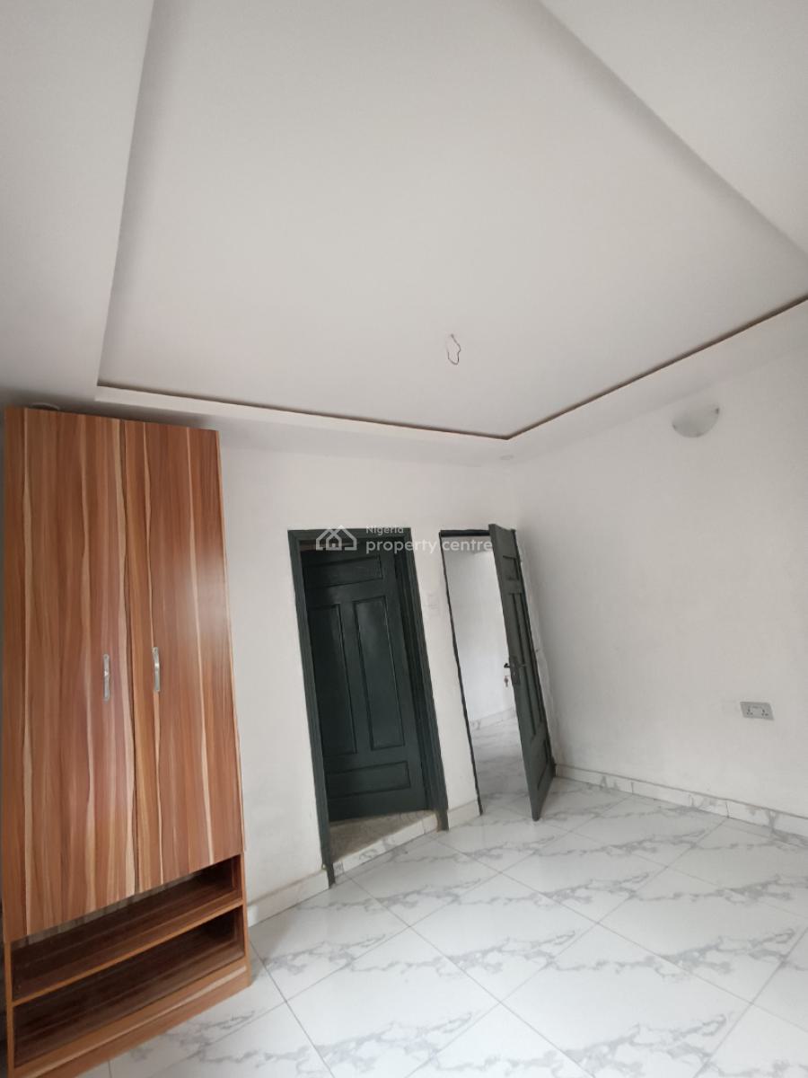 a Standard Room and Parlor, Before Shoprite, Lekki Phase 2, Lekki, Lagos, Mini Flat (room and Parlour) for Rent
