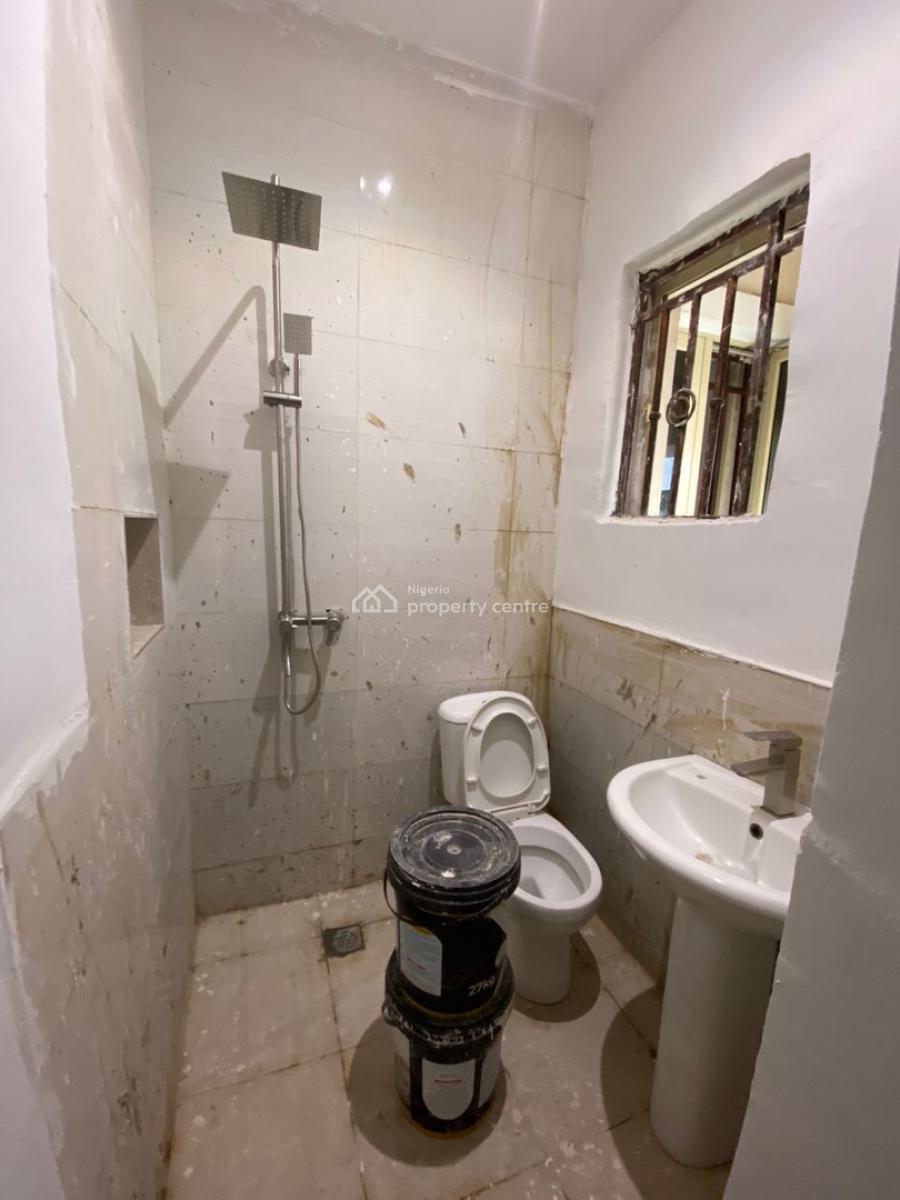 Newly Renovated 3 Bedrooms Apartment, 2nd Avenue, Gwarinpa, Abuja, Flat / Apartment for Rent