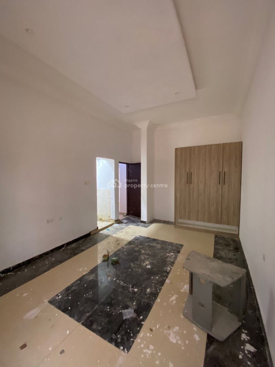 Newly Renovated 3 Bedrooms Apartment, 2nd Avenue, Gwarinpa, Abuja, Flat / Apartment for Rent