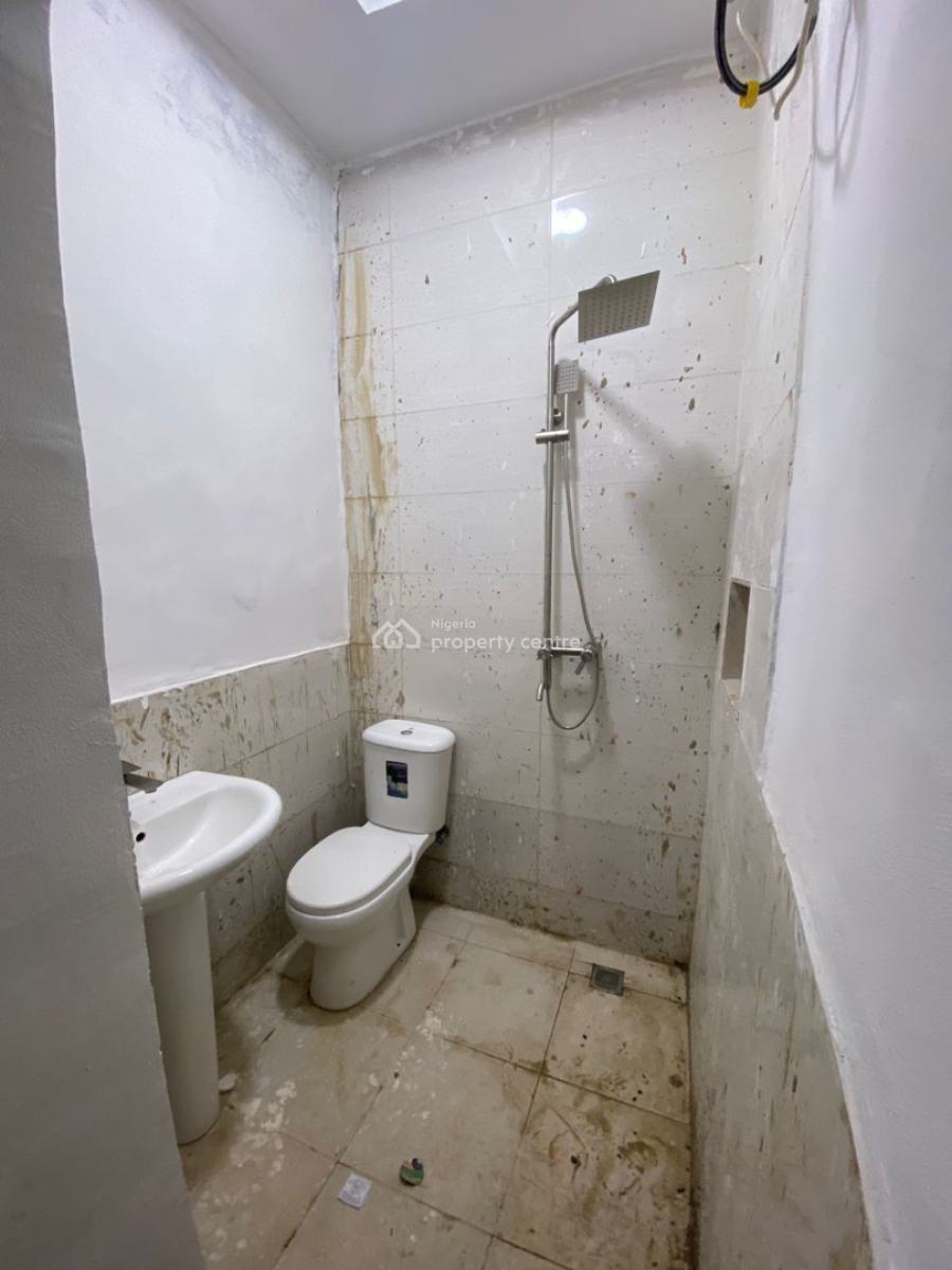 Newly Renovated 3 Bedrooms Apartment, 2nd Avenue, Gwarinpa, Abuja, Flat / Apartment for Rent