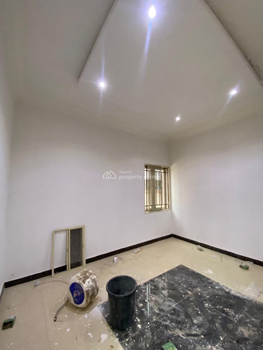 Newly Renovated 3 Bedrooms Apartment, 2nd Avenue, Gwarinpa, Abuja, Flat / Apartment for Rent