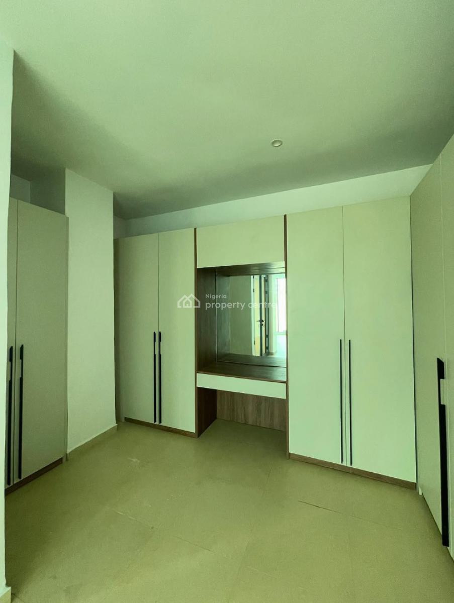 Fully Serviced 4 Bedroom Mansionatte with Bq, Pool & 24/7 Light, Old Ikoyi, Ikoyi, Lagos, Flat / Apartment for Rent