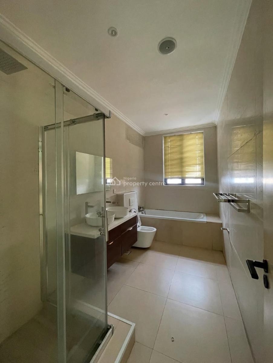 Fully Serviced 4 Bedroom Mansionatte with Bq, Pool & 24/7 Light, Old Ikoyi, Ikoyi, Lagos, Flat / Apartment for Rent
