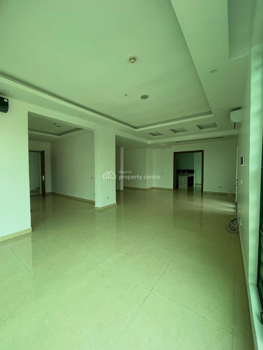 Fully Serviced 4 Bedroom Mansionatte with Bq, Pool & 24/7 Light, Old Ikoyi, Ikoyi, Lagos, Flat / Apartment for Rent