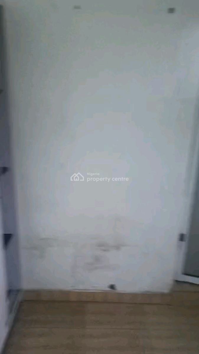 a Very Spacious Two Bedroom Flat, Jebba Street, Adekunle, Yaba, Lagos, Flat / Apartment for Rent