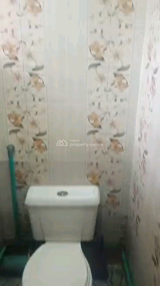 a Very Spacious Two Bedroom Flat, Jebba Street, Adekunle, Yaba, Lagos, Flat / Apartment for Rent
