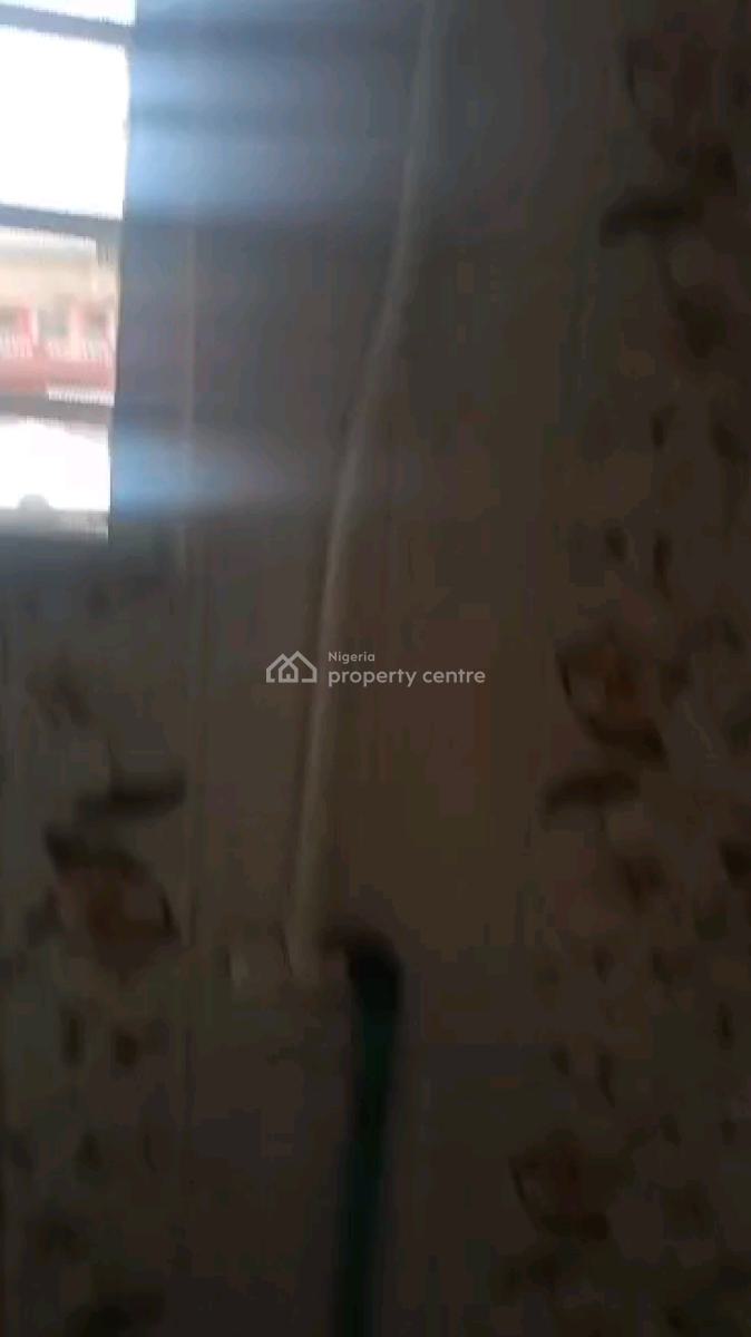 a Very Spacious Two Bedroom Flat, Jebba Street, Adekunle, Yaba, Lagos, Flat / Apartment for Rent