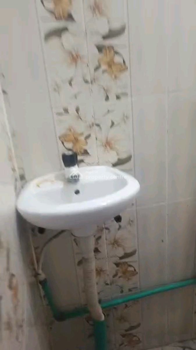 a Very Spacious Two Bedroom Flat, Jebba Street, Adekunle, Yaba, Lagos, Flat / Apartment for Rent