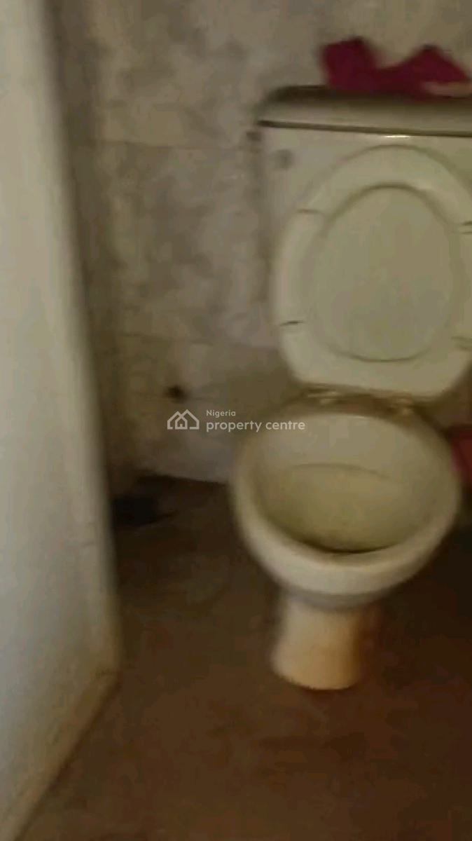 Miniflat at  Adekunle Yaba, Adekunle, Yaba, Lagos, Mini Flat (room and Parlour) for Rent