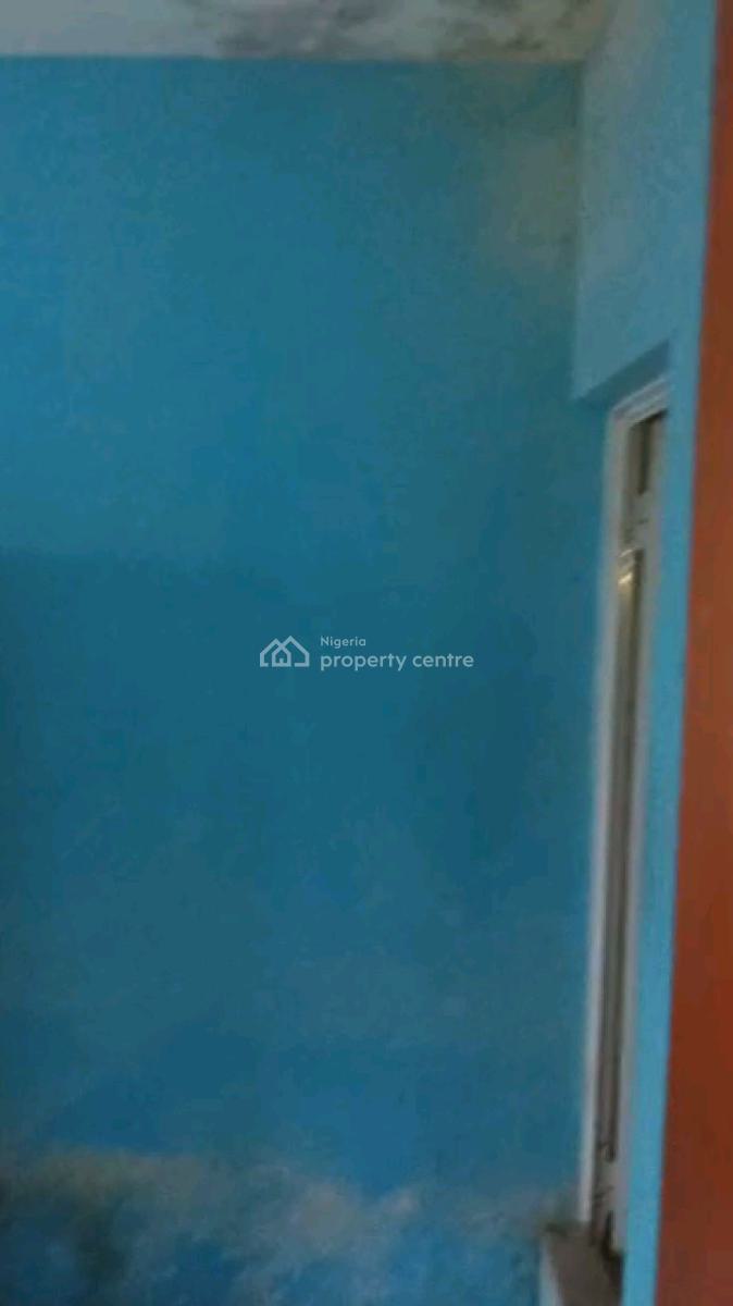 Miniflat at  Adekunle Yaba, Adekunle, Yaba, Lagos, Mini Flat (room and Parlour) for Rent