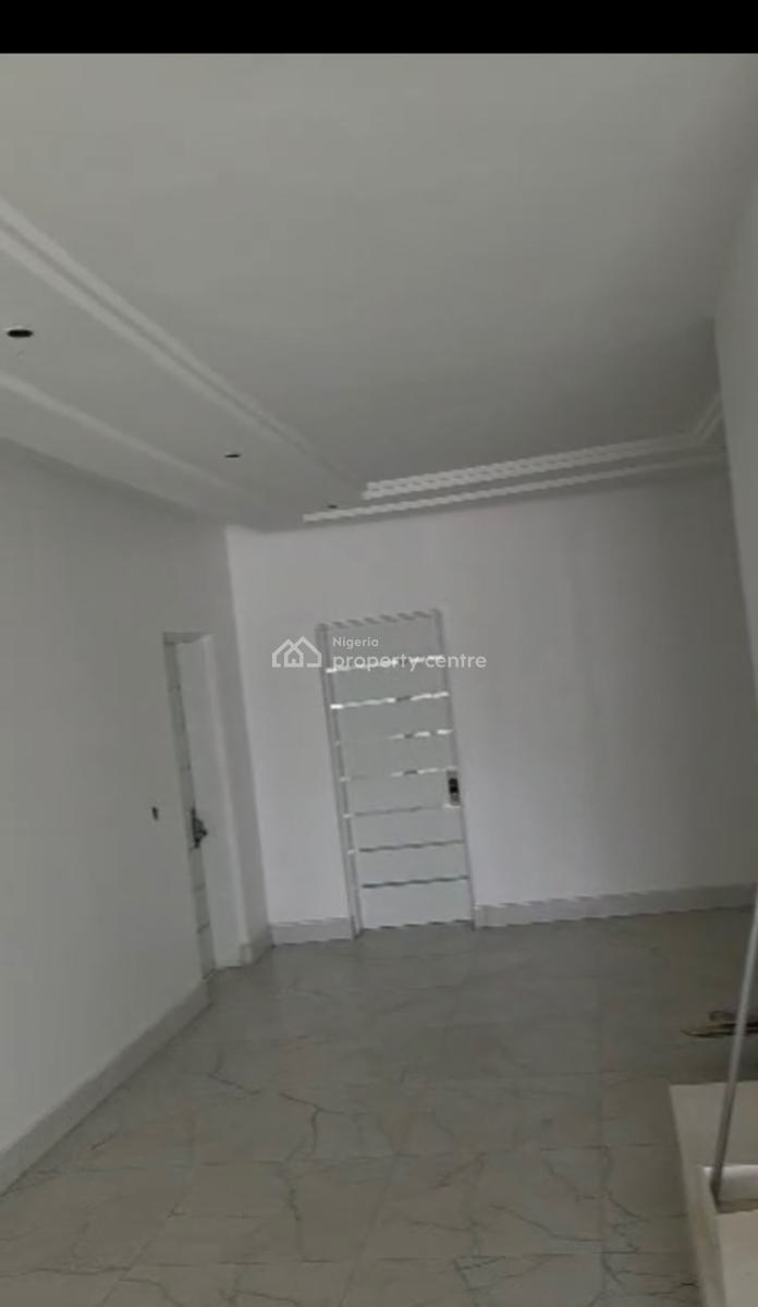 a Fully Furnished and Functional 24 Rooms Hotel, Guzape District, Abuja, Hotel / Guest House for Rent