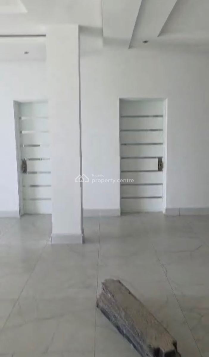 a Fully Furnished and Functional 24 Rooms Hotel, Guzape District, Abuja, Hotel / Guest House for Rent