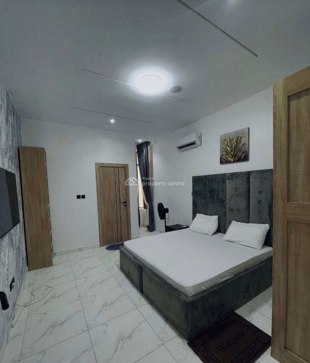 Luxury 2 Bedroom Apartment with Bq, Ologolo, Lekki, Lagos, Flat / Apartment for Sale