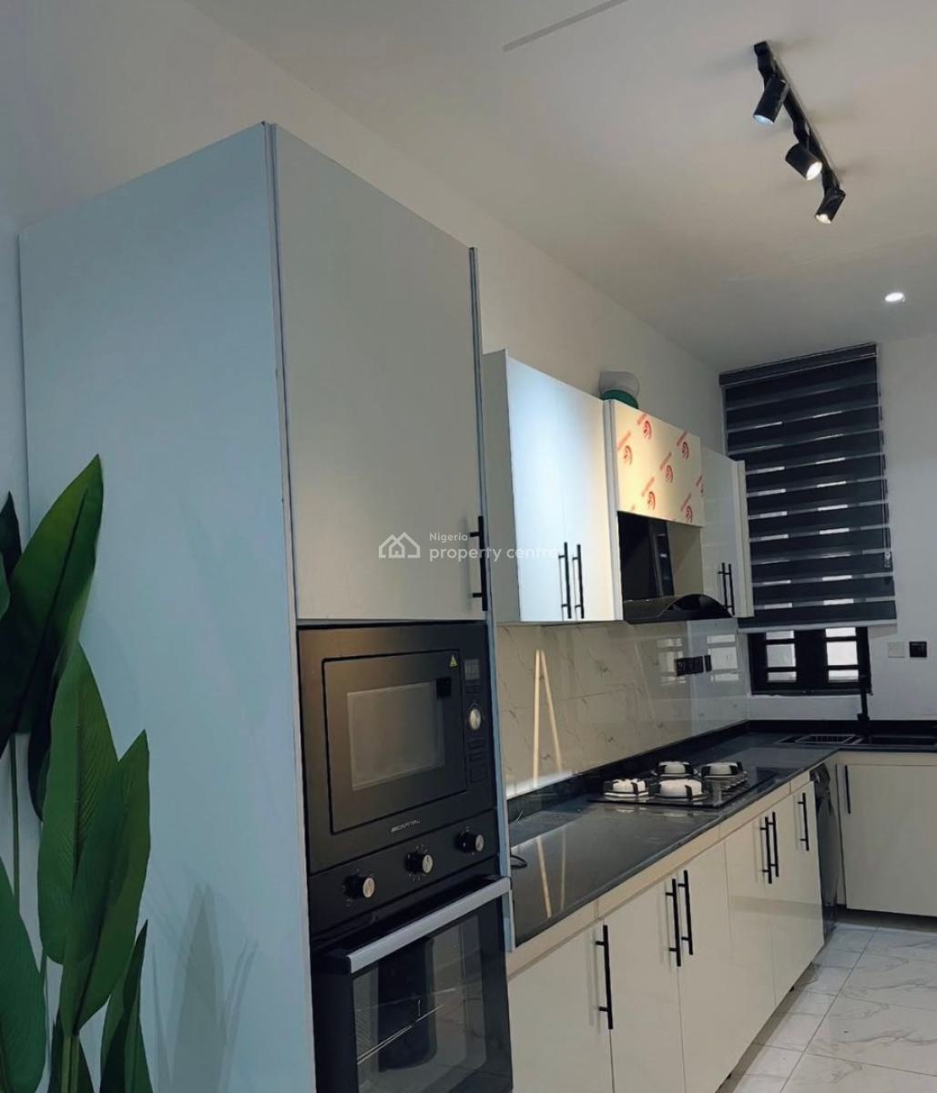 Luxury 2 Bedroom Apartment with Bq, Ologolo, Lekki, Lagos, Flat / Apartment for Sale