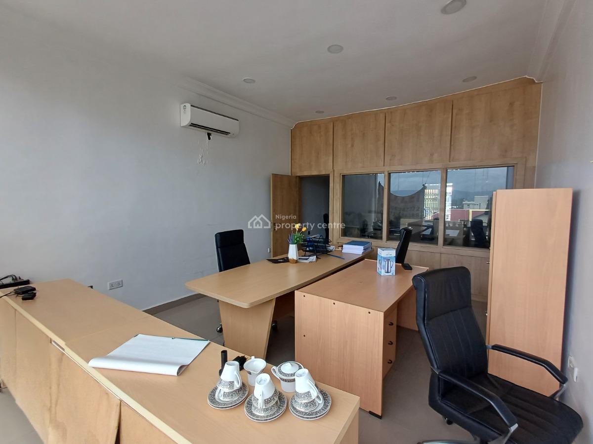 65sqm Shop / Office Space on The Third Floor in a Strategic Location, Wuse 2, Abuja, Office Space for Rent