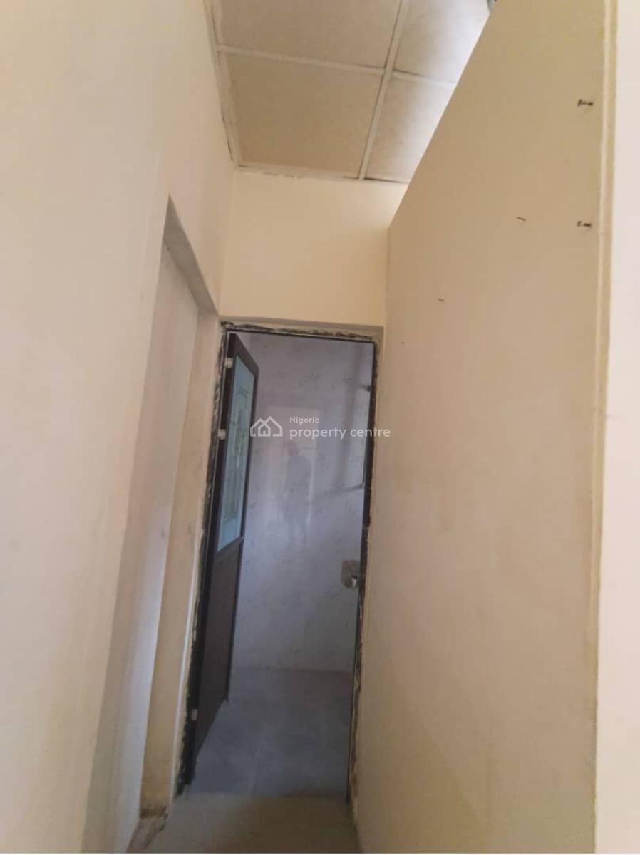 Selfcon Available, Beside Lbs, Sangotedo, Ajah, Lagos, Self Contain (single Rooms) for Rent