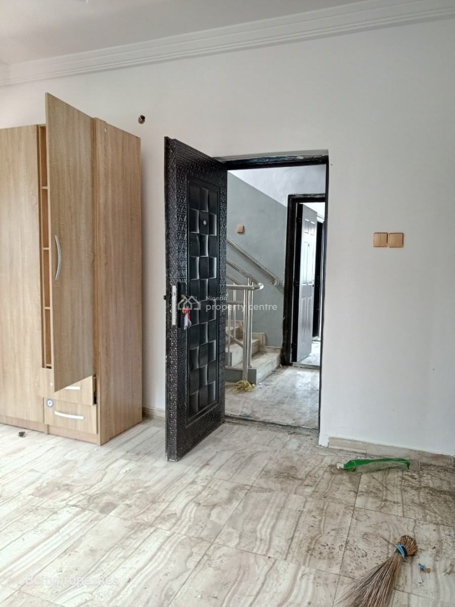 Luxury 1 Bedroom Apartment, Ogombo, Ogombo, Ajah, Lagos, Mini Flat (room and Parlour) for Rent