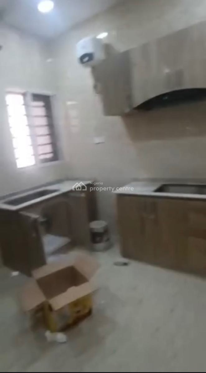 a Standard, Exquisite 3 Bedroom Flat, Wuye, Abuja, Flat / Apartment for Rent